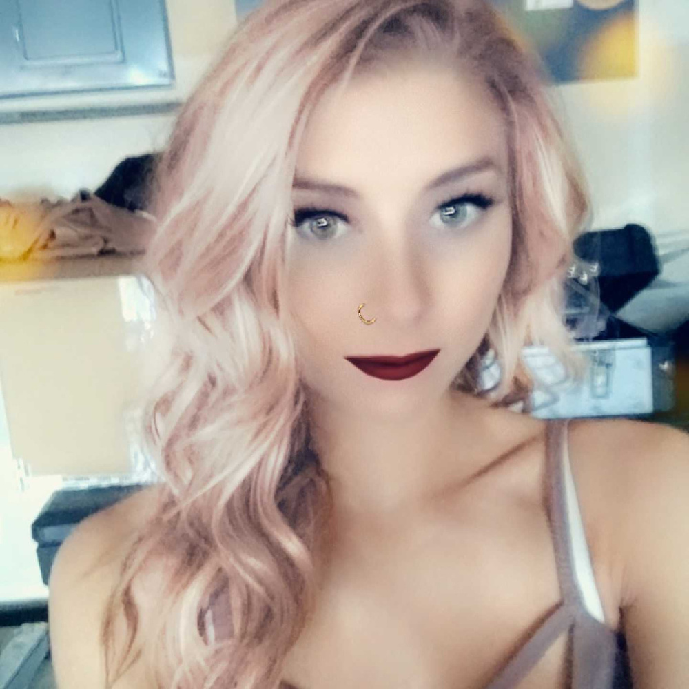 Meet your Posher, Nikki